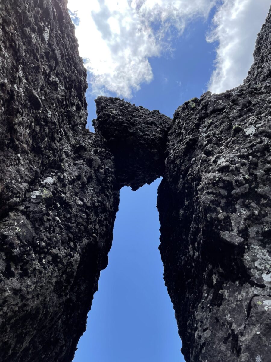 天女山から権現岳（胎内くぐり）