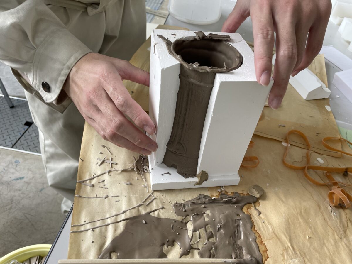 土器の３Ｄスキャンから石膏型での鋳込み