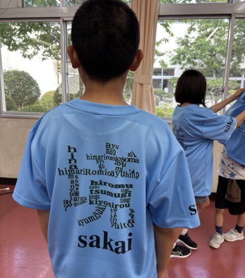 境小学校5年生Tシャツ